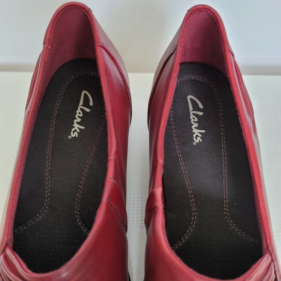 CLARKS Wyld Foxtro Slip-On Leather Shoes- Wine color- Women's Size 9M - Picture 12 of 15